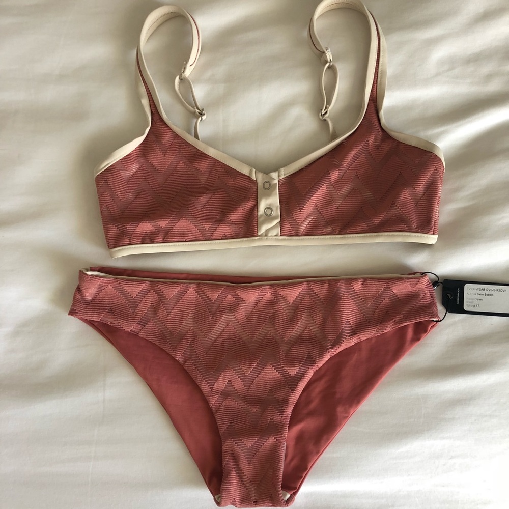 Tavik Bikini!